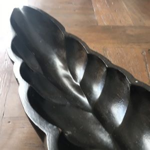 Carved Wooden Leaf Tray